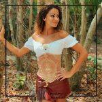 Lara Alvarez vestuario supervivientes corsets madrid